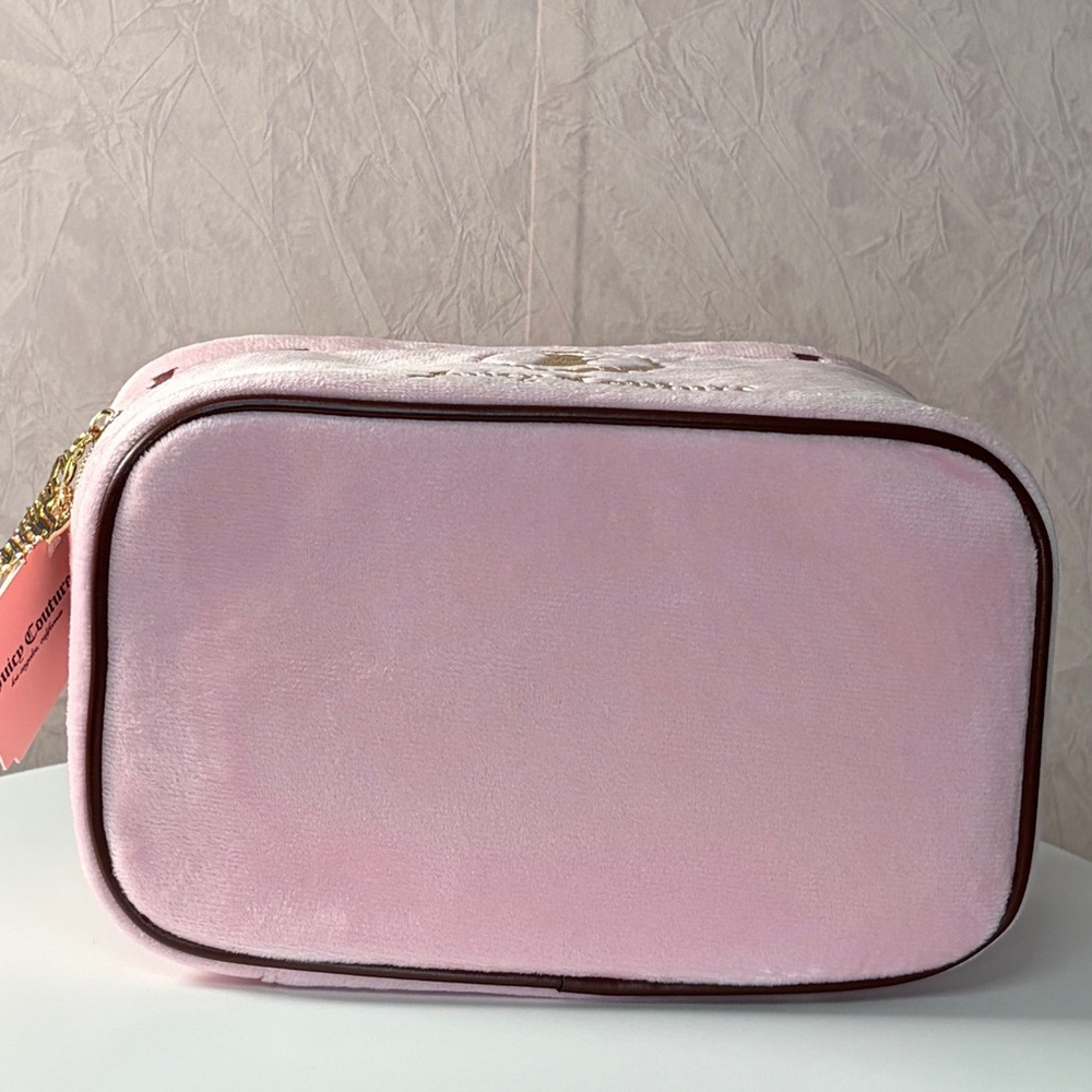 Juicy Couture Pink Cosmetic Case with Gold Accents Travel Case Train Case Makeup - Picture 7 of 10